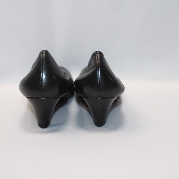 Naturalizer N5 Comfort Genuine Leather Solid Black Kitten Heels - Picture 3 of 11